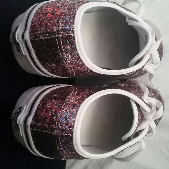 Size 8 sparkly vans - Picture 4 of 5